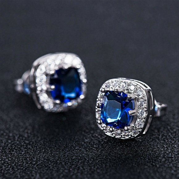 dazzling items Jewelry - Silver And Blue Sapphire Stud Earrings